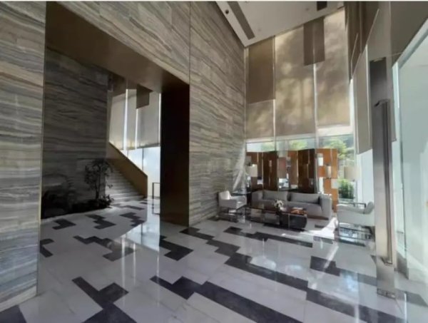 宁波股票配资网 许家印侄子许火健广州豪宅被法拍 面积317平方米 起拍价4400万元 配有5个洗手间！